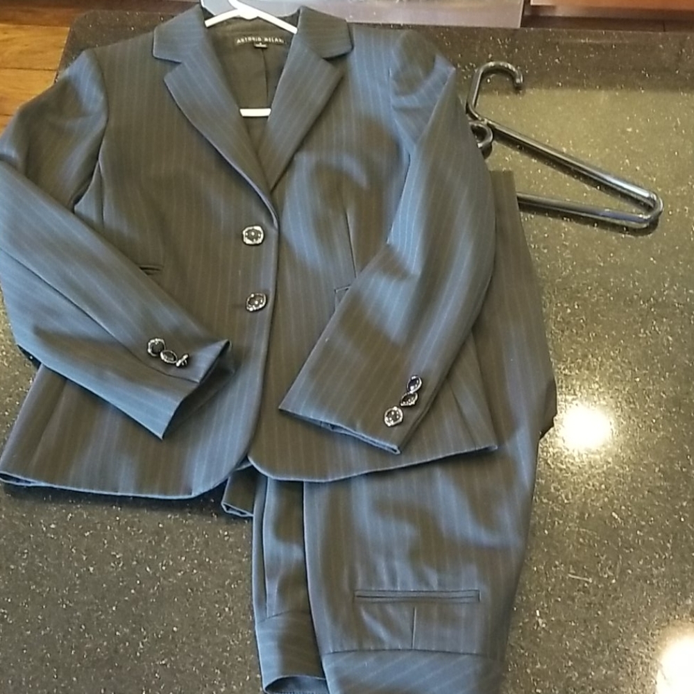 Antonio Melani Women's Business Pant Suit